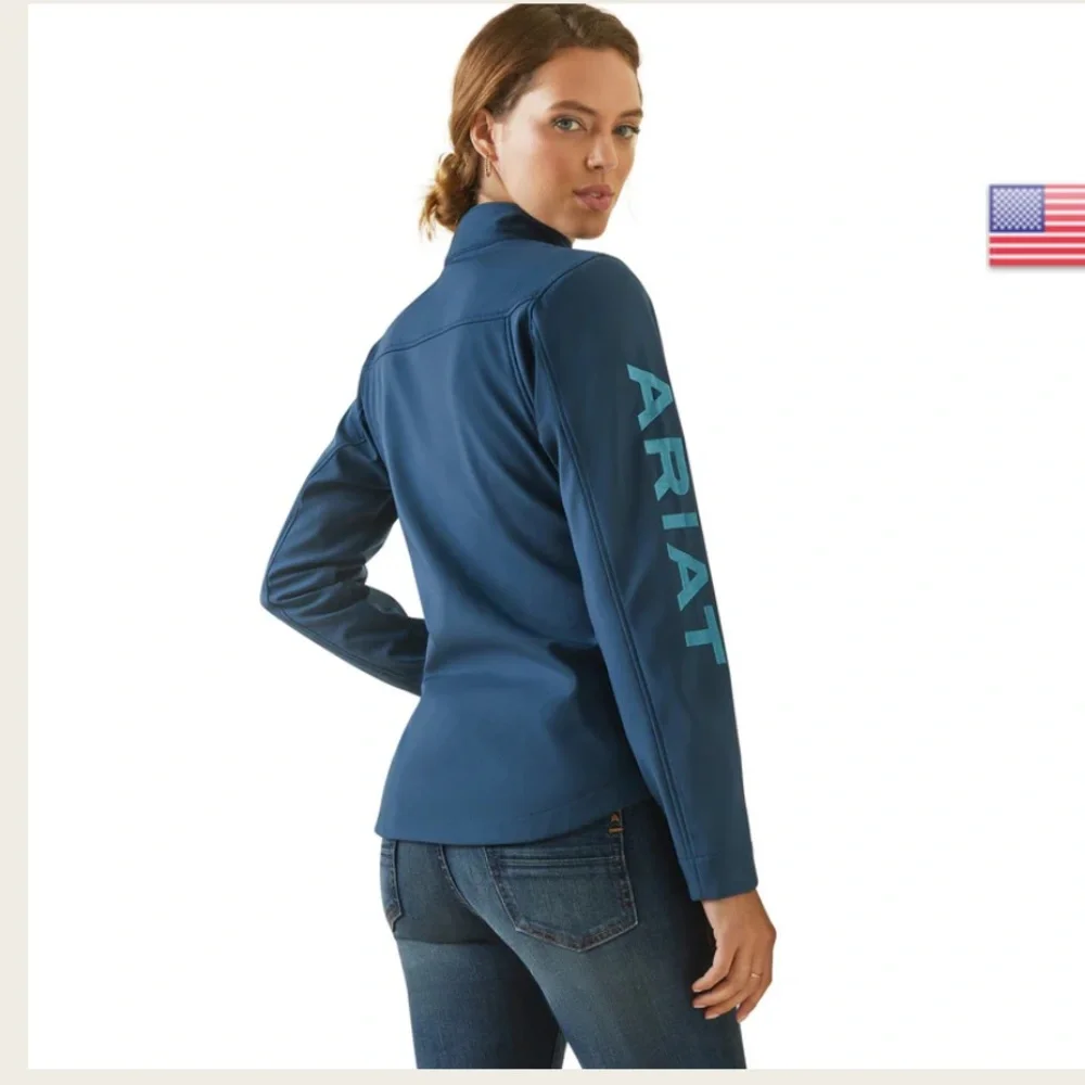 NWOT Women’s Ariat Team Softshell Jacket Deep Petroleum Blue Size M Western - Picture 2 of 15
